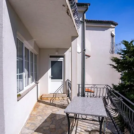 Appartement Salvija *