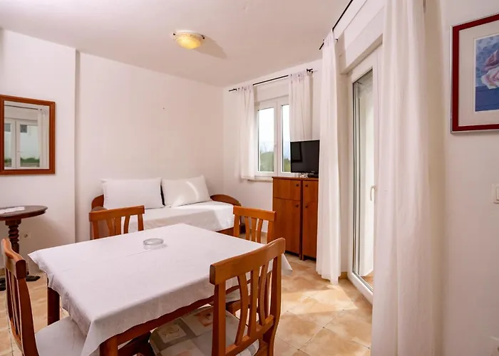 Salvija Lägenhet Lopar